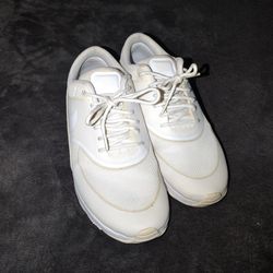 Nike white shoe sneakers Size 8.5 running shoes