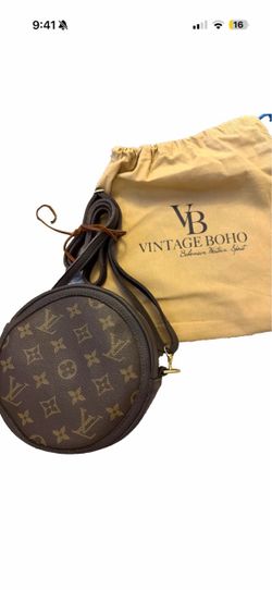 Authentic Vintage Boho Louis Vuitton Monogram Round Crossbody with Gold Zip