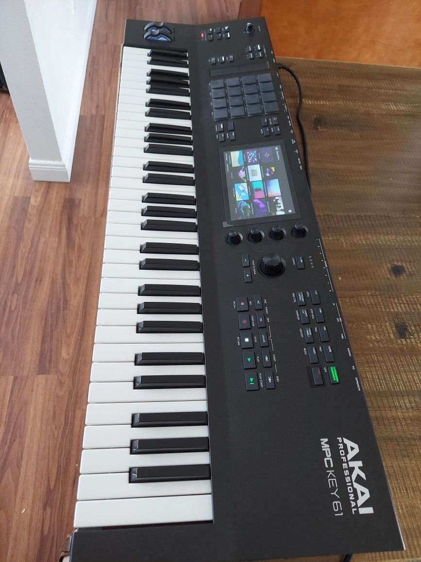 AKAI MPC KEY 61