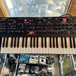 Sequential OB-6 Keyboard 6-Voice Polyphonic Analog Synthesizer