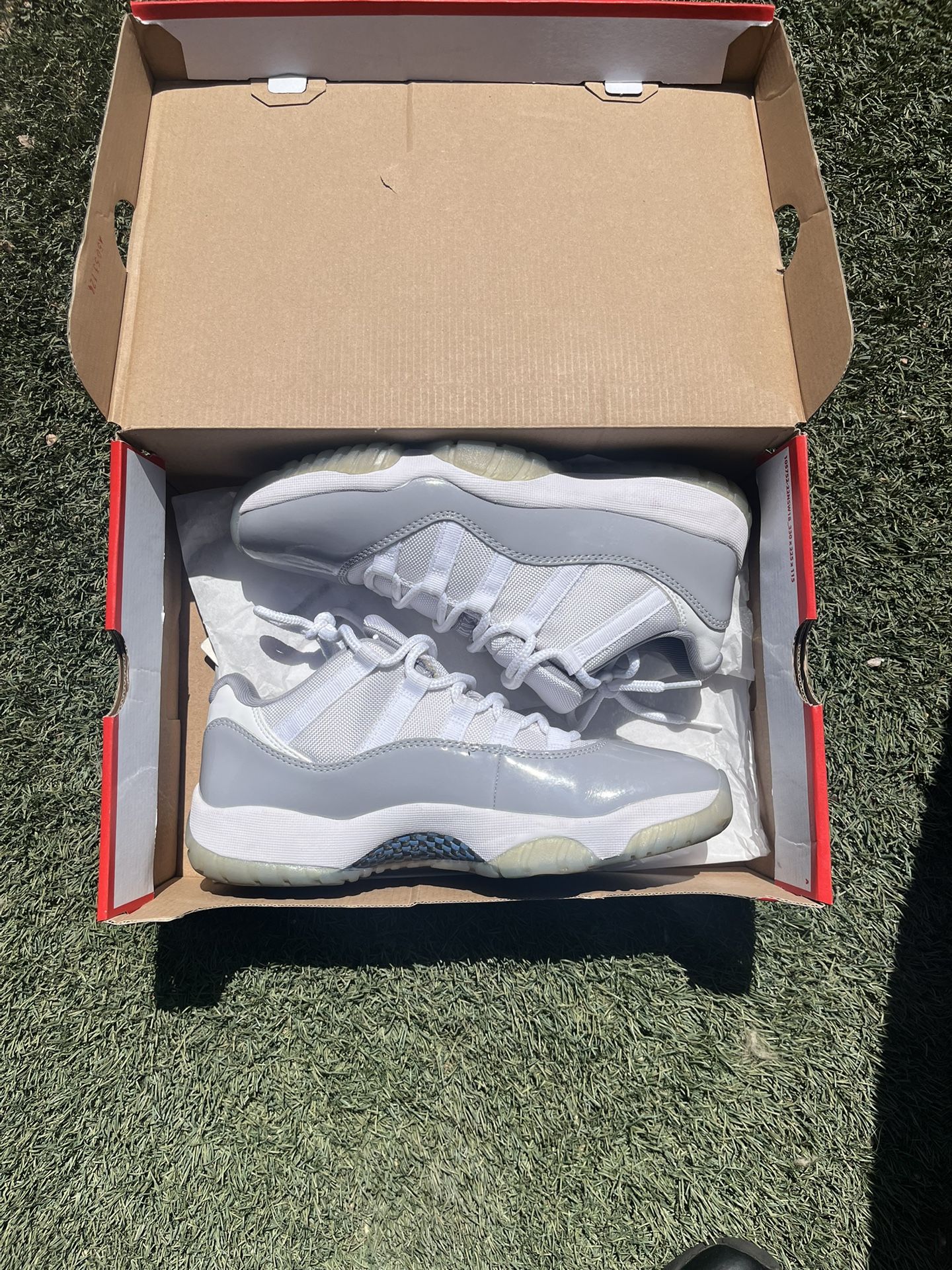 Jordan 11 Cement Gray