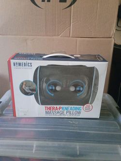 tHRA. kNEADING MASSAGE PILLOW