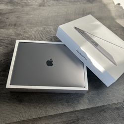 MacBook Pro 13 With Touch Bar 2020 