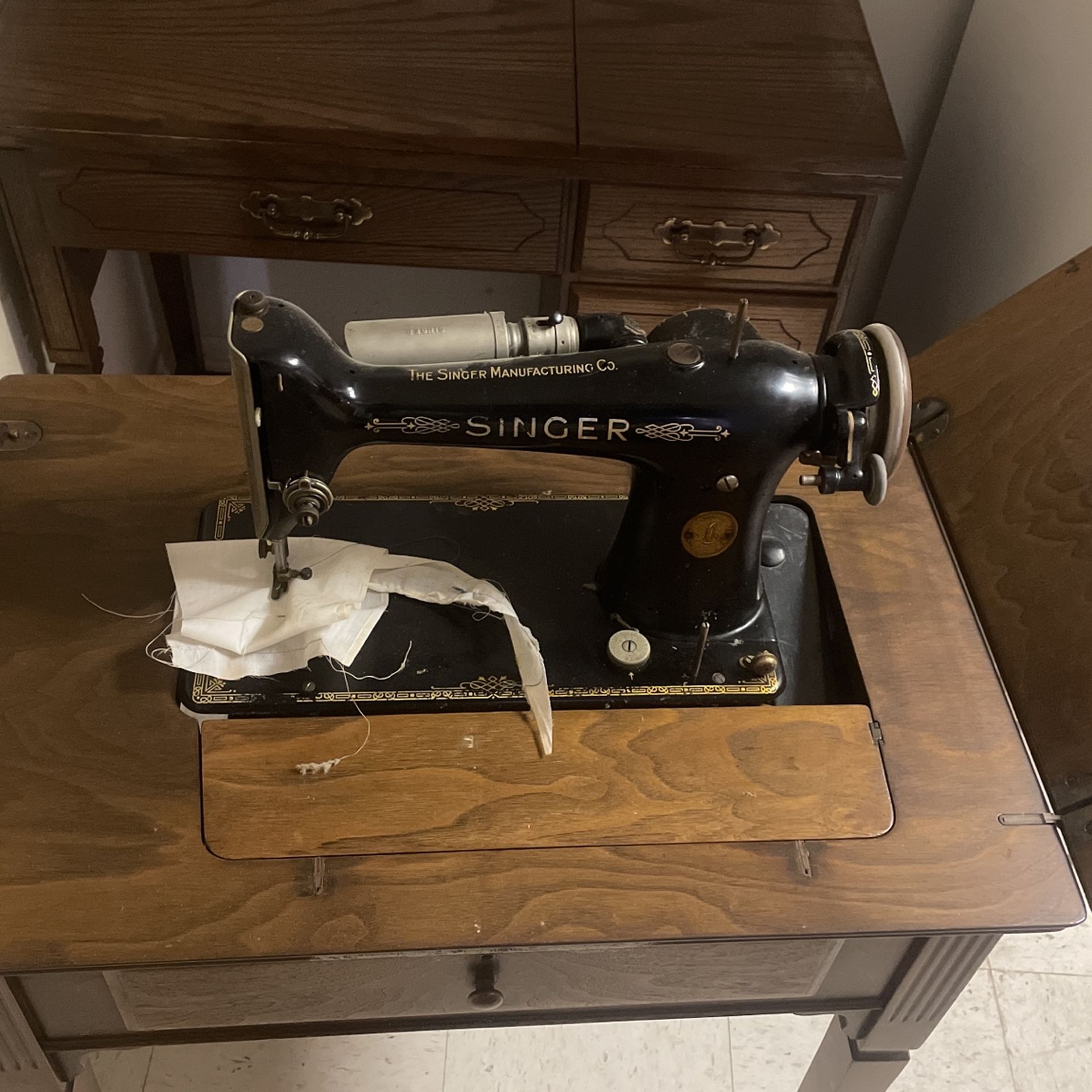 Singer Sewing Machine