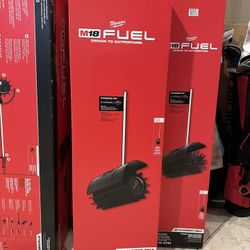 Milwaukee M18 FUEL QUIK-LOK Bristle Brush Attachment