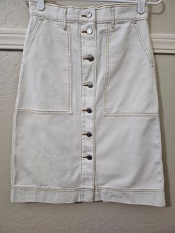 Free Assembly Skirt