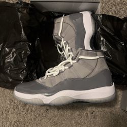 Cool Grey 11