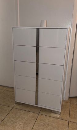 White/Chrome Tall Dresser
