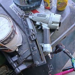 Hitachi Finishing Nail Gun