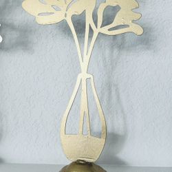 Golden Flower Metallic Stand