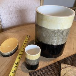 3-Pcs ‘BATHROOM DECOR’ Set - As New!