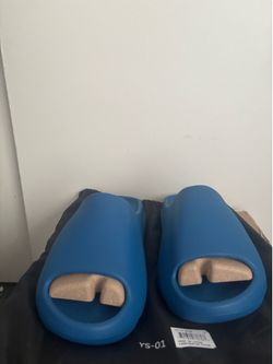 Yeezy Slides (YS-01) Brand New Size 11