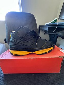 Nike Zoom Kobe II Black/Yellow Mid Top Basketball Sneakers