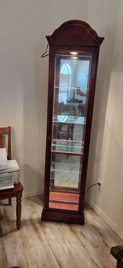 Howard Miller Curio Cabinet
