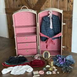 Pleasant Company Samantha Trunk With Accessories
