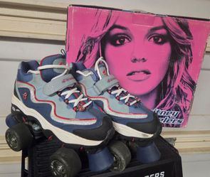 Brittany Spears 4 Wheelers Skates