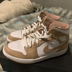 Tan jordan outlet 1s