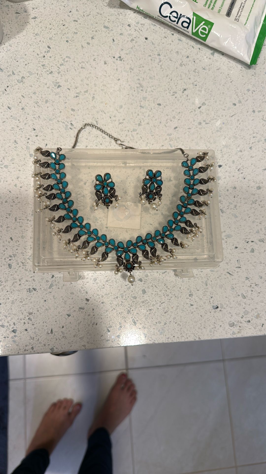 Turquoise Necklace With Earrings 
