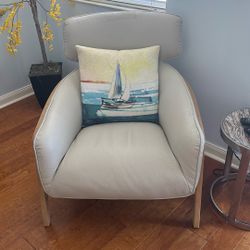 Great Chair In Need of TLC