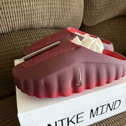 Nike Mind 001 Team Red Size 11