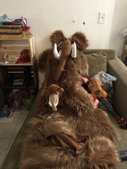 Mammoth costume size 5 to 7