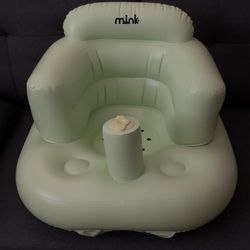Infant inflatable chair