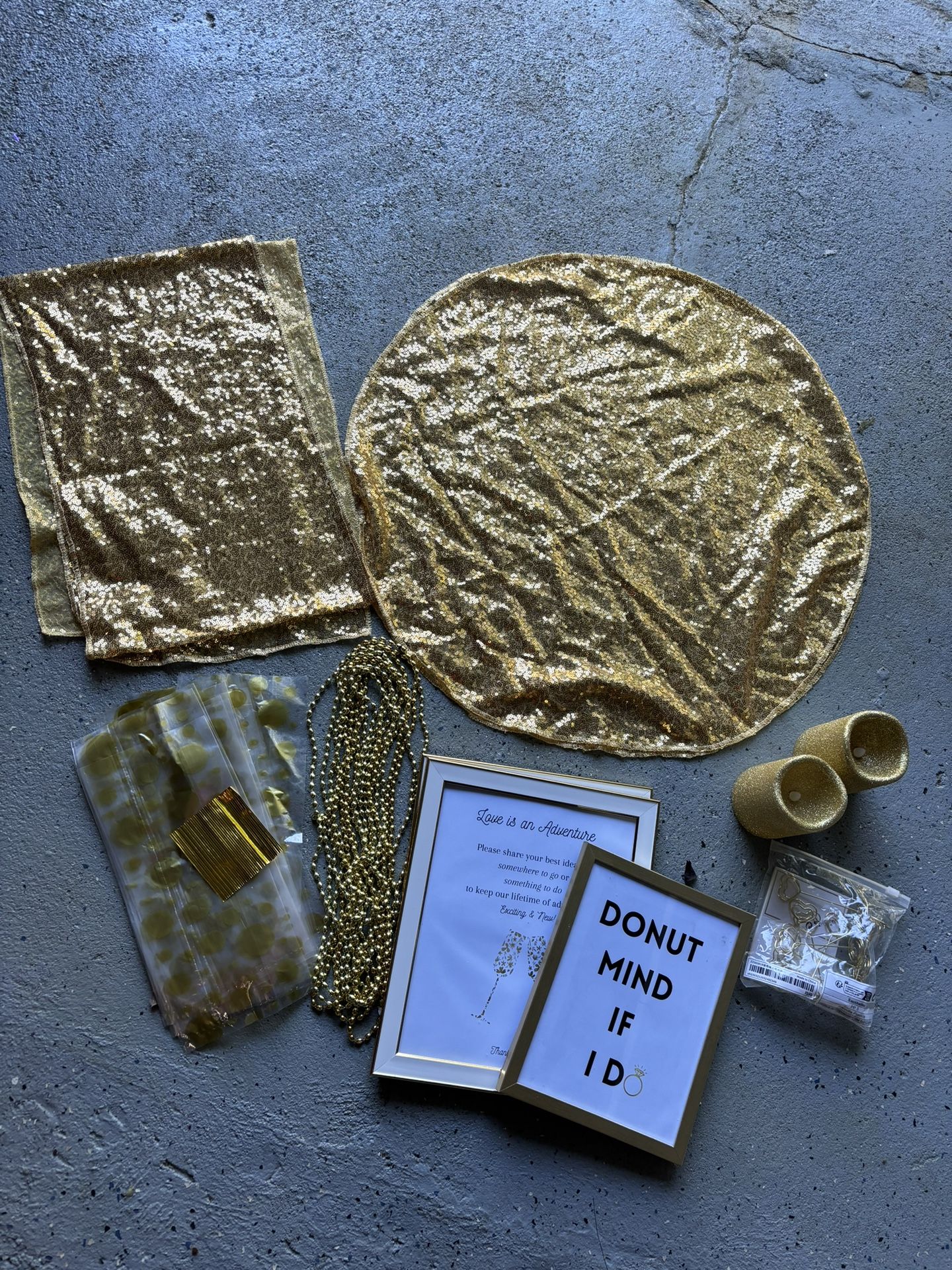 Gold Party Decor