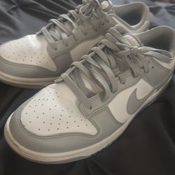 Nike dunks size 11 barely worn