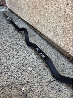 ROGUE rackable curling bar - CERAKOTE for 2” weights (NEW OUT THE BOX) $290  FIRM!