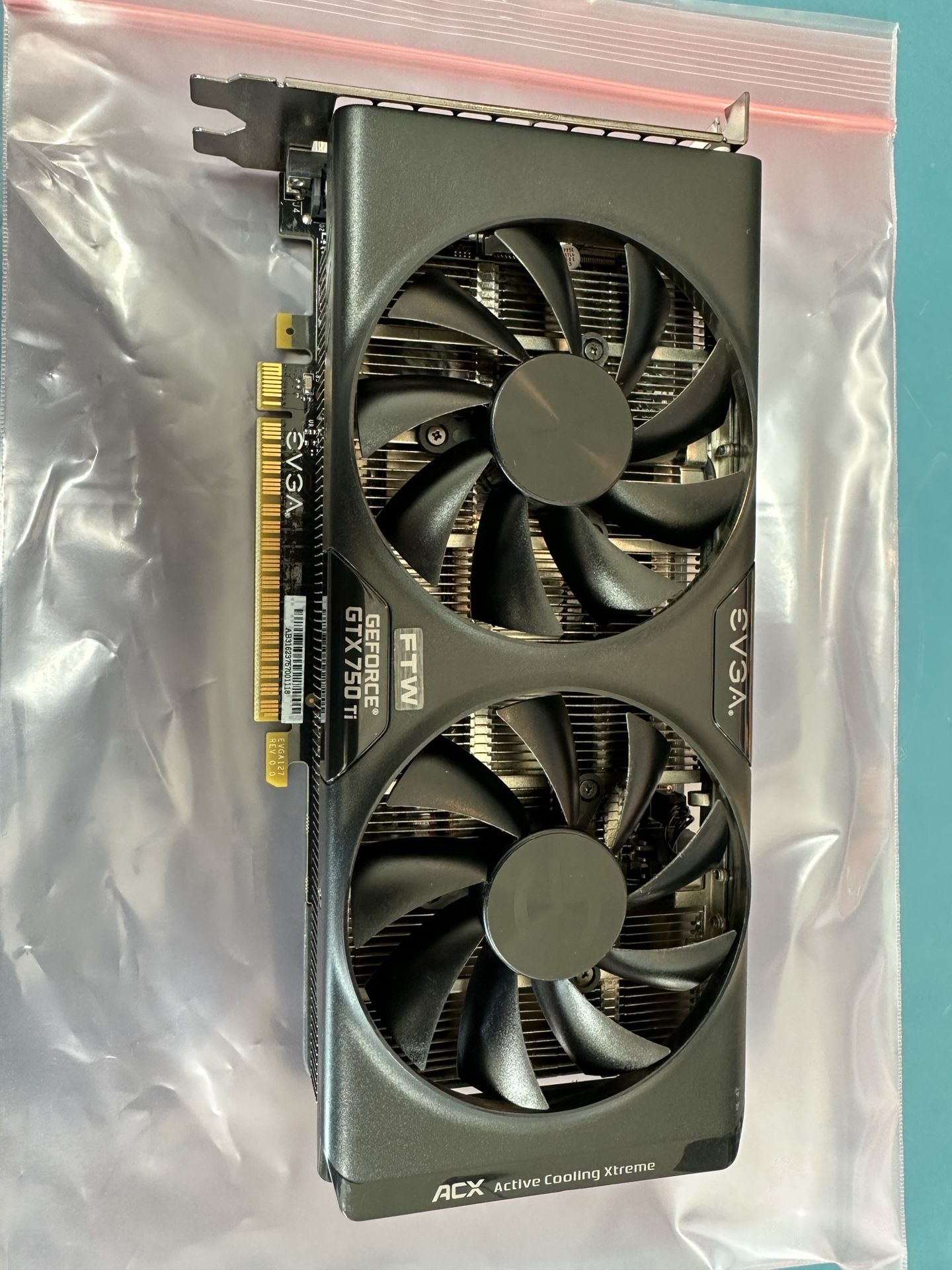 NEW OUT OF BOX!!! EVGA GeForce GTX 750 ti FTW 2GB Gaming Graphics Card