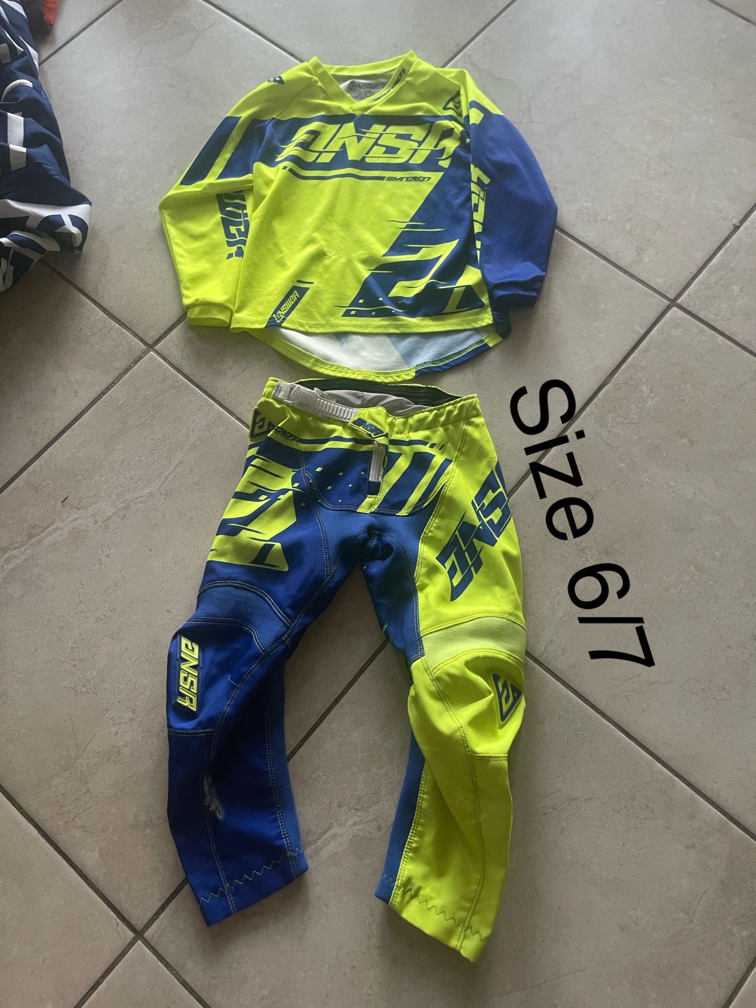 Kids Motorcycle Gear Size 6/7