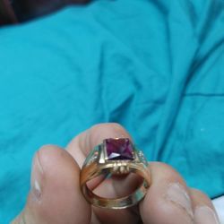 10kt Gold Emerald Cut Amethyst Mens Ring