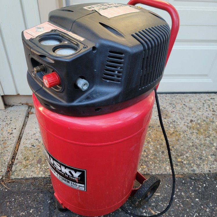 20 Gallon Husky Air Compressor 