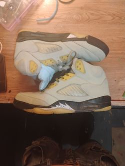 Retro Jordan 5s jade