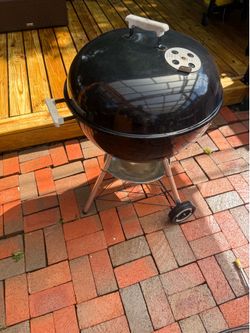 Weber charcoal grill