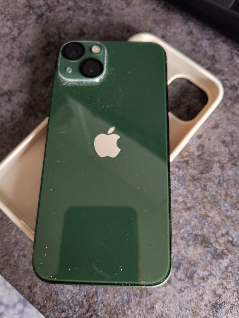 T-Mobile iPhone 13