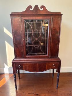 Vintage Mahogany China Curio Cabinet - 40x16 ½x69