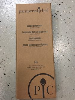 New Pampered Chef Veggie Strip Maker