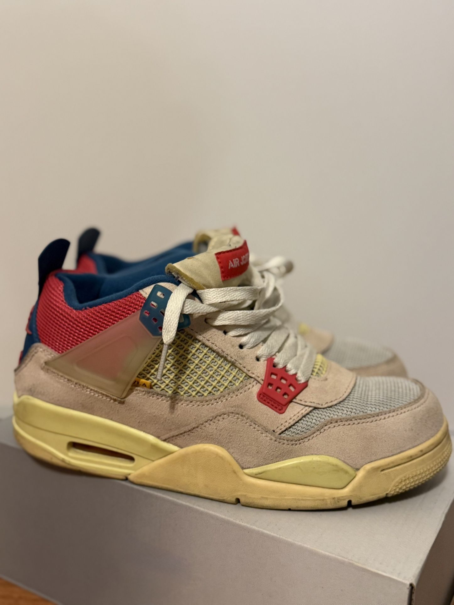 jordan 4’s retro union guava ice
