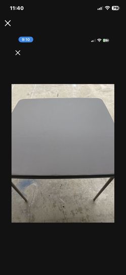 Vintage Card Table. 20 Dollars