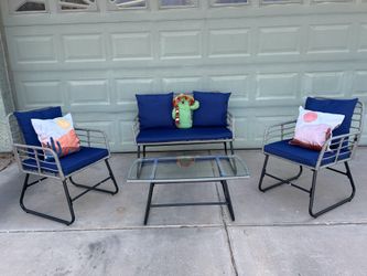 Patio set