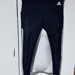Adidas Woman’s Leggings Size Large 