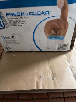 Hagen Fresh & Clear Cat Drinking Water Fountain New Open Box Vintage