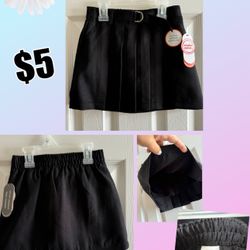 NEW Girl’s Uniform Skirt/ Nueva Falda de Uniforme para Niñas