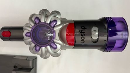 V8 Dyson cordless vacuum