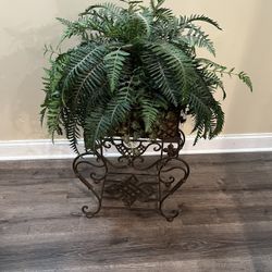 Plant Stand 