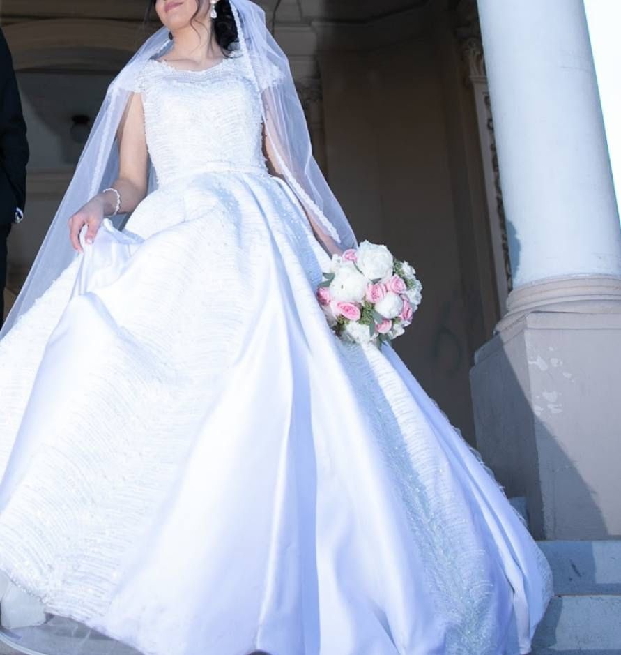 Beautiful Wedding Dress