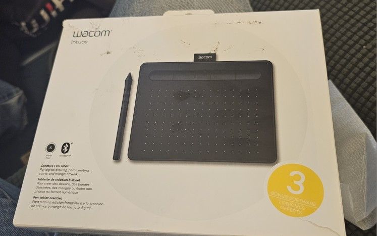 Wacom One Graphics Tablet