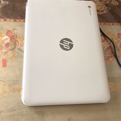 laptop hp chrome good contion