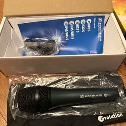 Sennheiser e845 Cardioid Dynamic Vocal Microphone 
